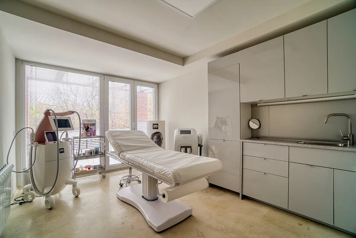 skin-line-sofia-center-interior-16