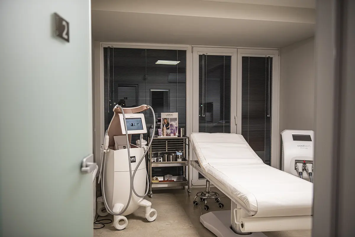 skin-line-sofia-center-interior-3